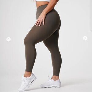 NVGTN Olive High-Waisted Leggings